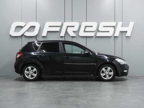 Kia Ceed I Рестайлинг с пробегом 2011 года, цена 679 000 рублей, 274552 км, хэтчбек, Автокод Объявления