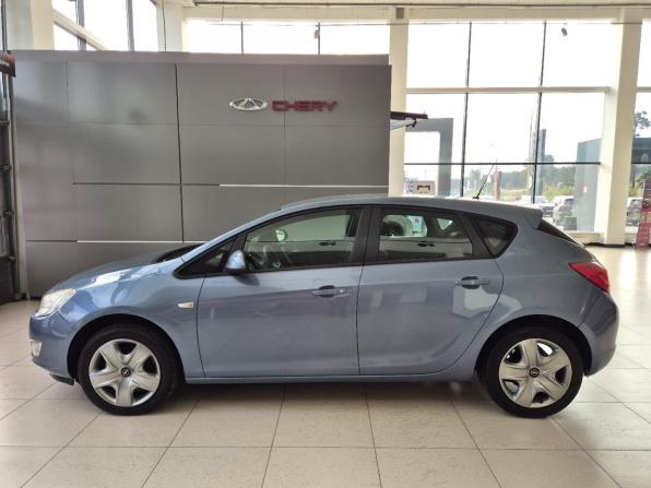 Opel Astra J с пробегом 2010 года, цена 479 000 рублей, 158484 км, хэтчбек, Автокод Объявления