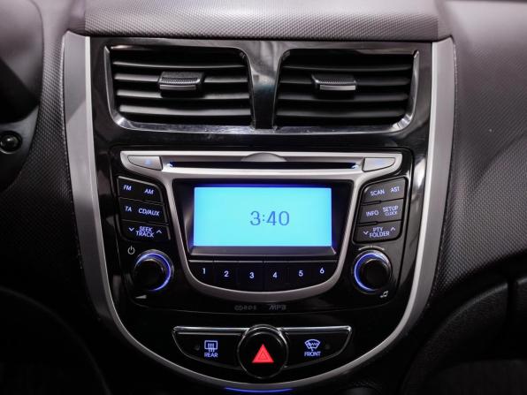 Hyundai Solaris I с пробегом 2014 года, цена 696 000 рублей, 170000 км, седан, Автокод Объявления