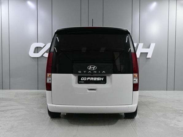 Hyundai Staria I с пробегом 2024 года, цена 6 279 000 рублей, 7188 км, минивэн, Автокод Объявления