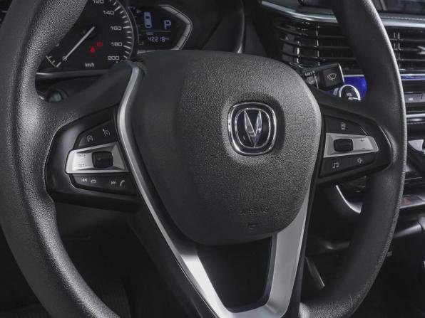 Changan Alsvin с пробегом 2023 года, цена 1 200 000 рублей, 42218 км, седан, Автокод Объявления