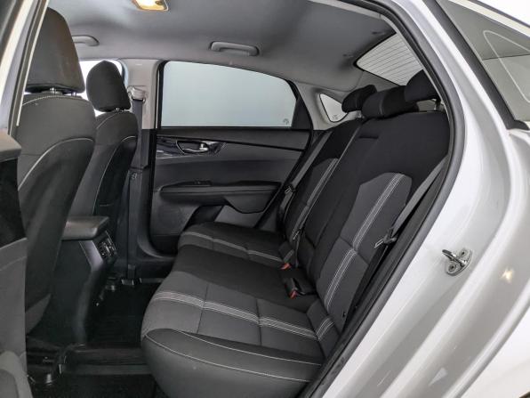 Kia Cerato IV Рестайлинг с пробегом 2022 года, цена 1 699 000 рублей, 131444 км, седан, Автокод Объявления