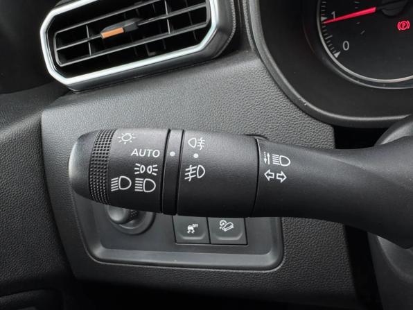 Renault Duster II с пробегом 2021 года, цена 1 799 000 рублей, 94176 км, внедорожник, Автокод Объявления