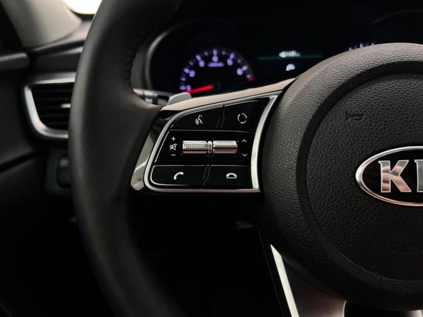Kia Optima IV Рестайлинг с пробегом 2019 года, цена 2 220 000 рублей, 137895 км, седан, Автокод Объявления