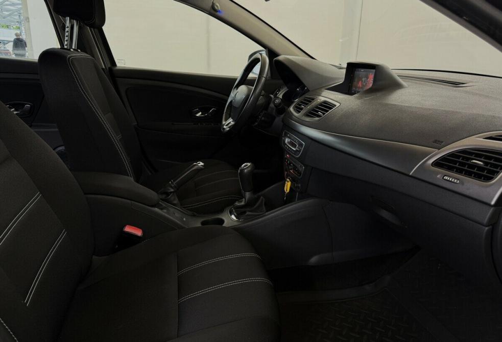 Renault Fluence I Рестайлинг Москва  - изображение 12