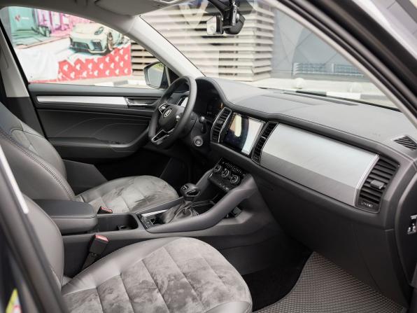 Skoda Kodiaq I Рестайлинг с пробегом 2024 года, цена 4 200 000 рублей, 23200 км, внедорожник, Автокод Объявления