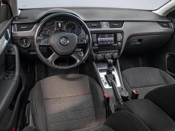 Skoda Octavia III (A7) с пробегом 2015 года, цена 1 099 000 рублей, 267519 км, лифтбек, Автокод Объявления