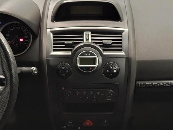 Renault Megane II Рестайлинг с пробегом 2008 года, цена 530 000 рублей, 84087 км, седан, Автокод Объявления