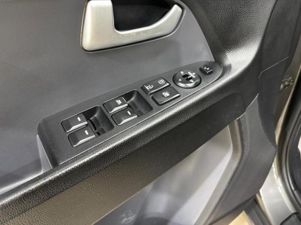 Kia Sportage III с пробегом 2013 года, цена 1 275 000 рублей, 168800 км, внедорожник, Автокод Объявления