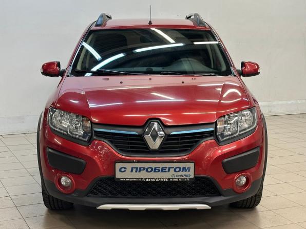 Renault Sandero II с пробегом 2018 года, цена 990 000 рублей, 117323 км, хэтчбек, Автокод Объявления