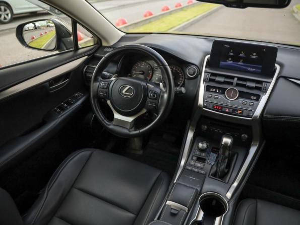Lexus NX I Рестайлинг с пробегом 2021 года, цена 4 149 000 рублей, 78495 км, внедорожник, Автокод Объявления