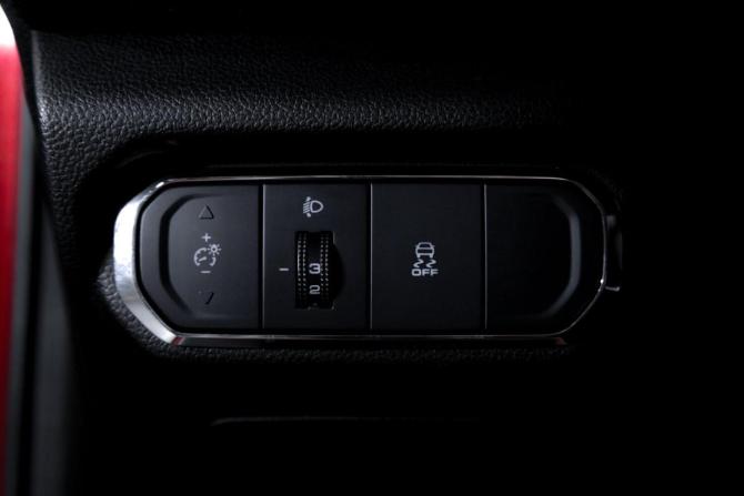 Haval Jolion I с пробегом 2022 года, цена 1 599 000 рублей, 65380 км, внедорожник, Автокод Объявления