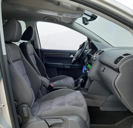 Volkswagen Touran I Рестайлинг 2 с пробегом 2012 года, цена 1 040 000 рублей, 141785 км, компактвэн, Автокод Объявления