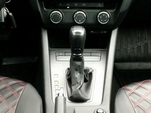 Skoda Octavia III (A7) с пробегом 2014 года, цена 849 000 рублей, 284624 км, лифтбек, Автокод Объявления