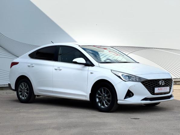 Hyundai Solaris II Рестайлинг с пробегом 2021 года, цена 1 790 000 рублей, 49933 км, седан, Автокод Объявления