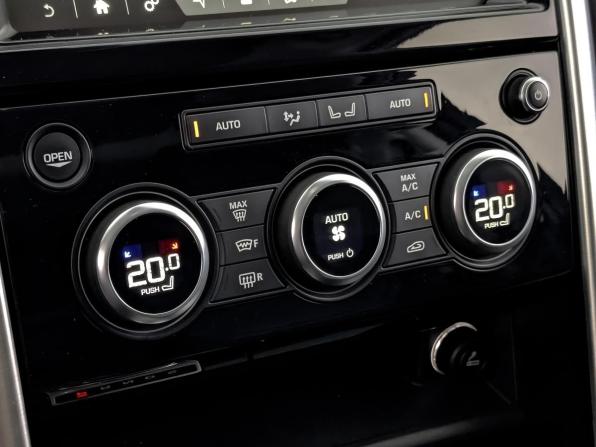 Land Rover Discovery V с пробегом 2017 года, цена 3 900 000 рублей, 95690 км, внедорожник, Автокод Объявления