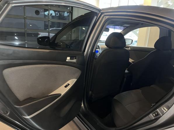 Hyundai Solaris I с пробегом 2012 года, цена 435 000 рублей, 336142 км, седан, Автокод Объявления