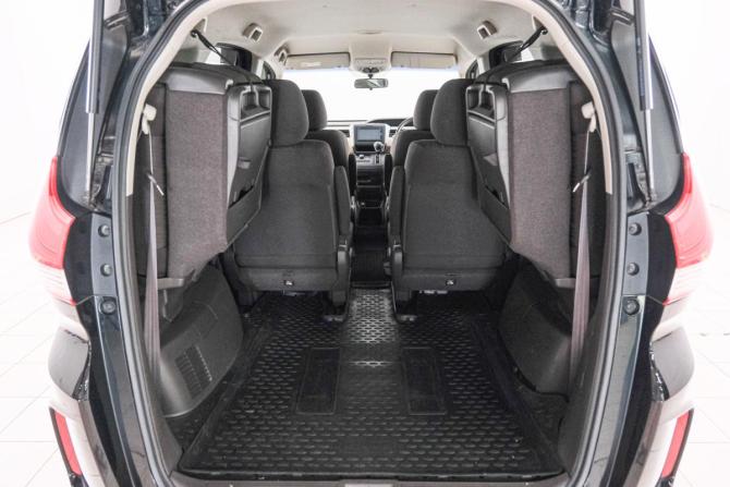 Honda Freed II с пробегом 2017 года, цена 1 499 000 рублей, 71000 км, компактвэн, Автокод Объявления