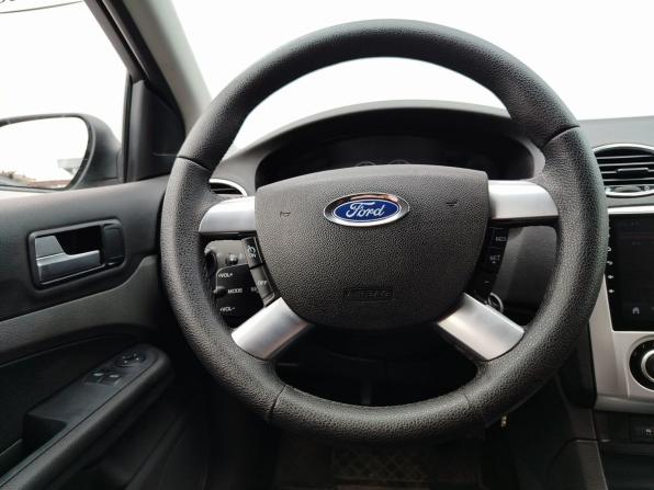 Ford Focus II с пробегом 2006 года, цена 429 000 рублей, 195638 км, универсал, Автокод Объявления
