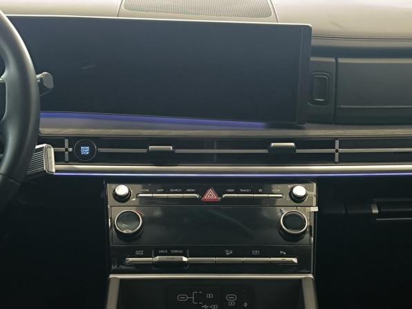 Hyundai Santa Fe V (MX5) с пробегом 2024 года, цена 4 950 000 рублей, 38845 км, внедорожник, Автокод Объявления