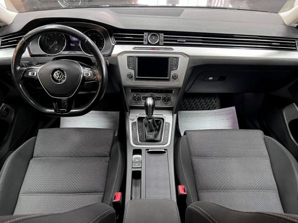Volkswagen Passat B8 с пробегом 2017 года, цена 1 700 000 рублей, 127302 км, седан, Автокод Объявления