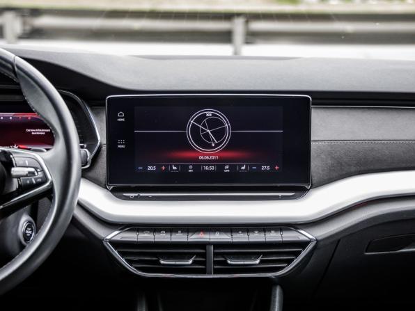Skoda Octavia IV (A8) с пробегом 2021 года, цена 2 528 000 рублей, 154275 км, лифтбек, Автокод Объявления