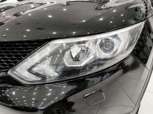 Nissan Qashqai II с пробегом 2018 года, цена 1 950 000 рублей, 79796 км, внедорожник, Автокод Объявления