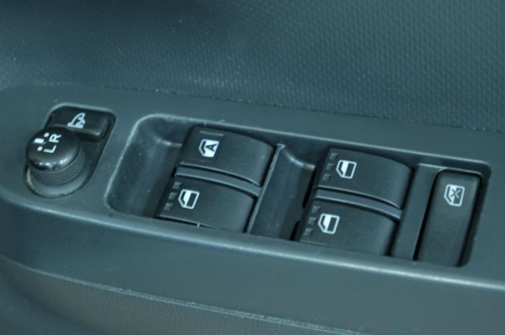 Daihatsu Mira e:S II Омск  - изображение 9