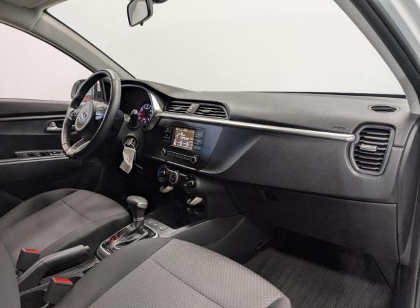 Kia Rio IV Рестайлинг с пробегом 2021 года, цена 1 725 000 рублей, 26347 км, седан, Автокод Объявления
