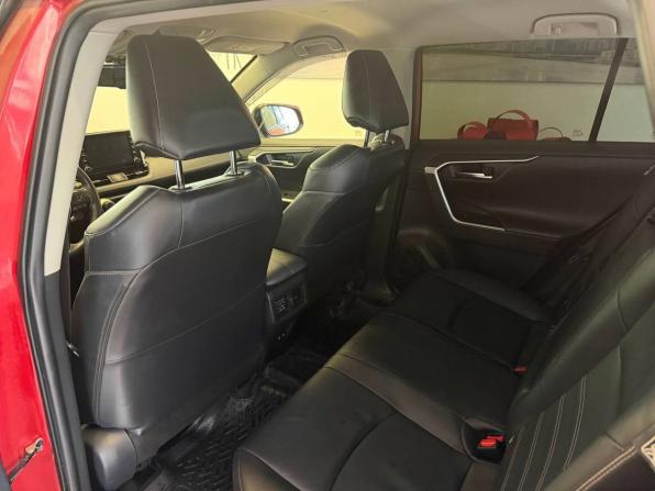 Toyota RAV4 V (XA50) с пробегом 2021 года, цена 3 560 500 рублей, 56067 км, внедорожник, Автокод Объявления