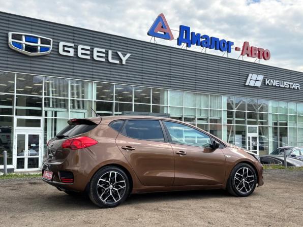 Kia Ceed II Рестайлинг с пробегом 2016 года, цена 950 000 рублей, 186094 км, хэтчбек, Автокод Объявления