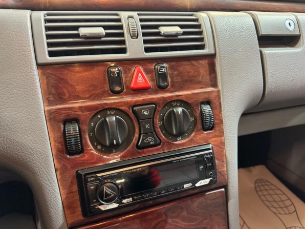 Mercedes-Benz E-Класс II (W210 S210) с пробегом 1999 года, цена 470 000 рублей, 545316 км, седан, Автокод Объявления