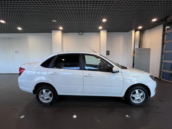 Lada (ВАЗ) Granta I Рестайлинг с пробегом 2022 года, цена 568 000 рублей, 167767 км, седан, Автокод Объявления