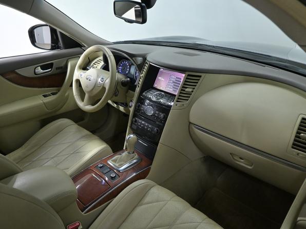 Infiniti QX70 с пробегом 2014 года, цена 2 220 000 рублей, 140900 км, внедорожник, Автокод Объявления