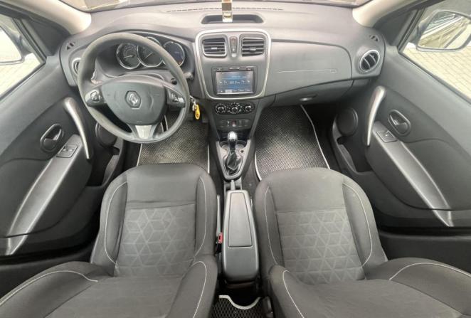 Renault Sandero II с пробегом 2015 года, цена 790 000 рублей, 177812 км, хэтчбек, Автокод Объявления