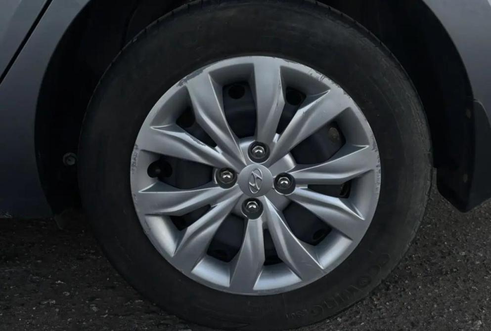 Hyundai Solaris II Киров  - изображение 24