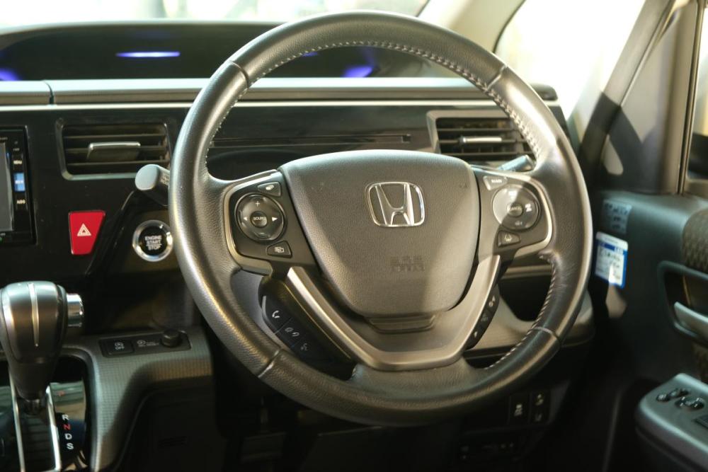 Honda Stepwgn V Рестайлинг Омск  - изображение 12