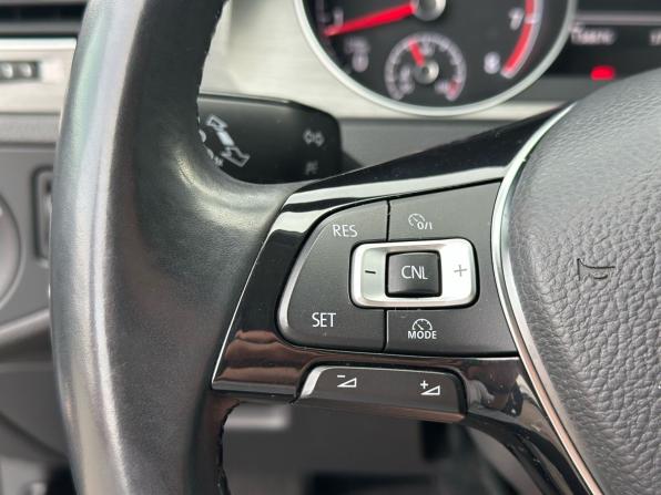 Volkswagen Golf VII с пробегом 2013 года, цена 1 360 000 рублей, 138000 км, хэтчбек, Автокод Объявления
