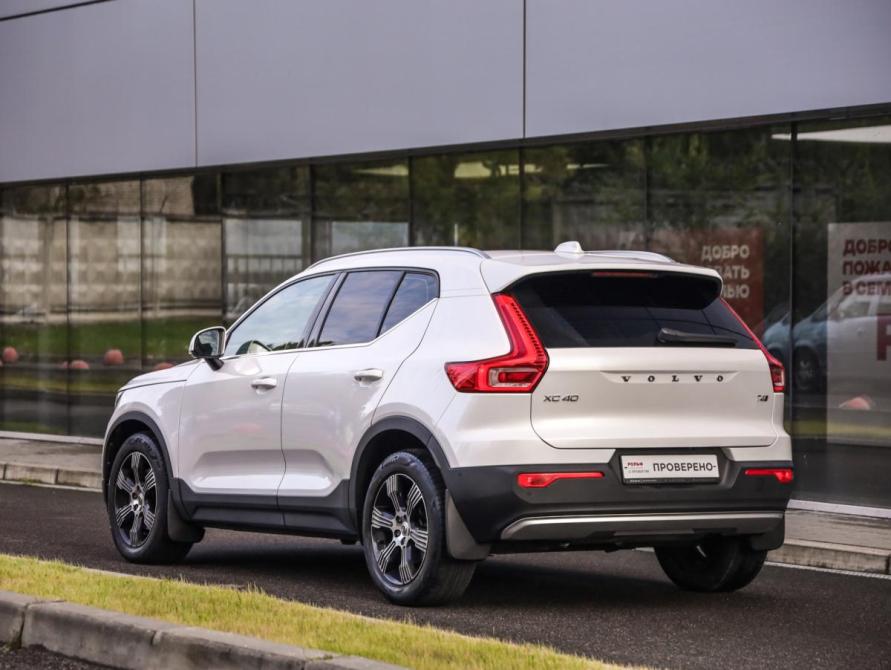 Volvo XC40 I Санкт-Петербург  - изображение 8
