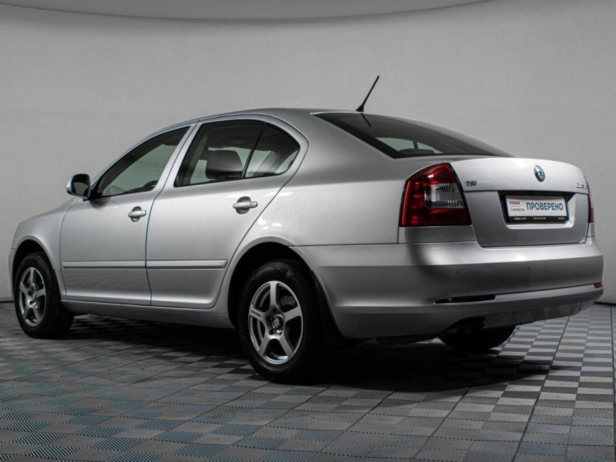 Skoda Octavia II (A5) Рестайлинг Москва  - изображение 7