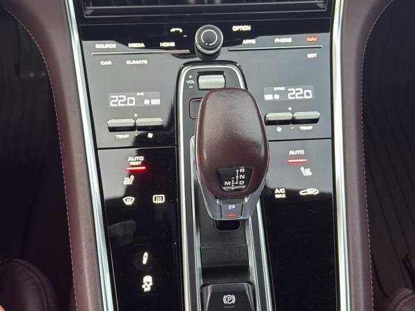 Porsche Panamera II с пробегом 2017 года, цена 6 600 000 рублей, 115000 км, фастбек, Автокод Объявления