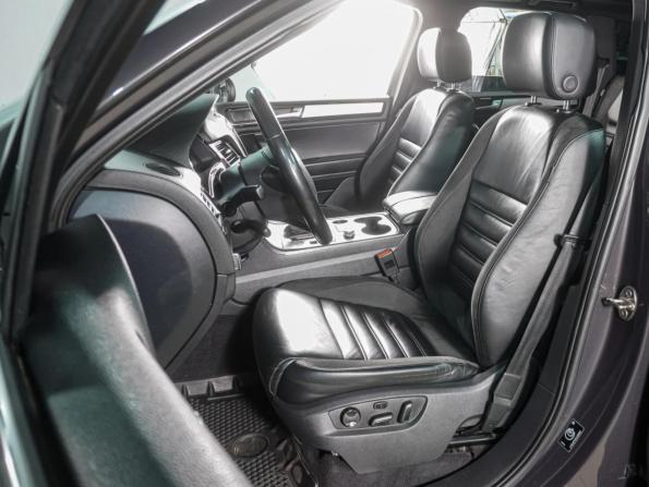 Volkswagen Touareg II с пробегом 2012 года, цена 2 599 000 рублей, 197808 км, внедорожник, Автокод Объявления