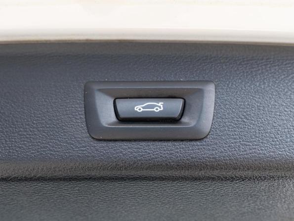 BMW X3 II (F25) Рестайлинг с пробегом 2015 года, цена 2 049 000 рублей, 201344 км, внедорожник, Автокод Объявления
