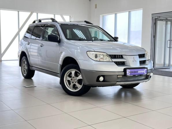 Mitsubishi Outlander I с пробегом 2007 года, цена 700 000 рублей, 262300 км, внедорожник, Автокод Объявления