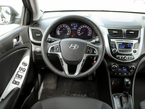 Hyundai Solaris I с пробегом 2014 года, цена 999 000 рублей, 106430 км, хэтчбек, Автокод Объявления