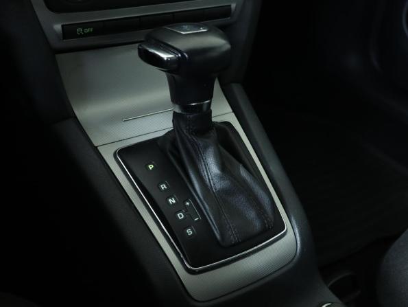 Skoda Octavia II (A5) Рестайлинг с пробегом 2013 года, цена 949 000 рублей, 87671 км, лифтбек, Автокод Объявления
