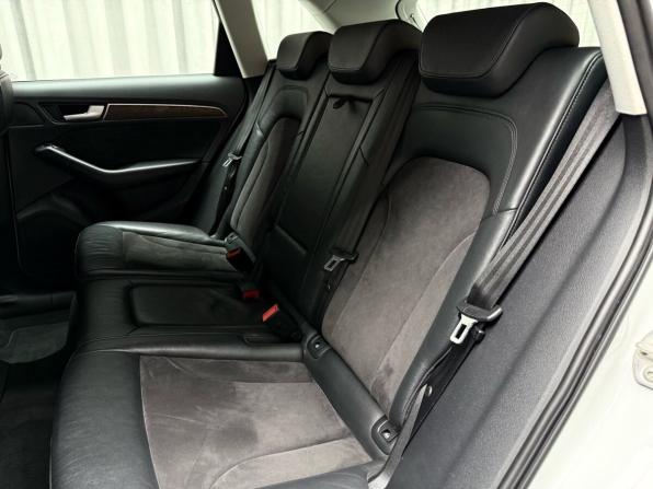 Audi Q5 I (8R) Рестайлинг с пробегом 2013 года, цена 2 279 000 рублей, 114411 км, внедорожник, Автокод Объявления