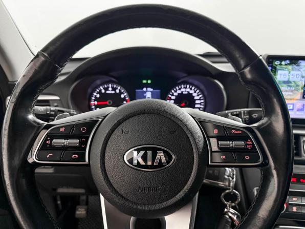 Kia Optima IV Рестайлинг с пробегом 2019 года, цена 1 830 000 рублей, 102235 км, седан, Автокод Объявления