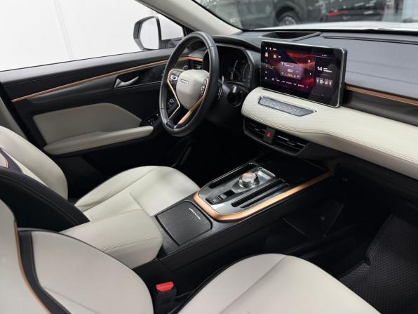 Haval Jolion I с пробегом 2023 года, цена 1 999 000 рублей, 48608 км, внедорожник, Автокод Объявления