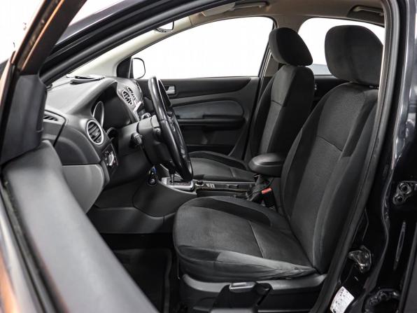 Ford Focus II Рестайлинг с пробегом 2008 года, цена 529 000 рублей, 244593 км, седан, Автокод Объявления